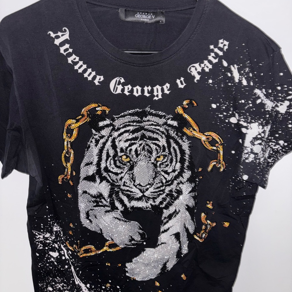 George Black Graphic Tee - Men's Short Sleeve